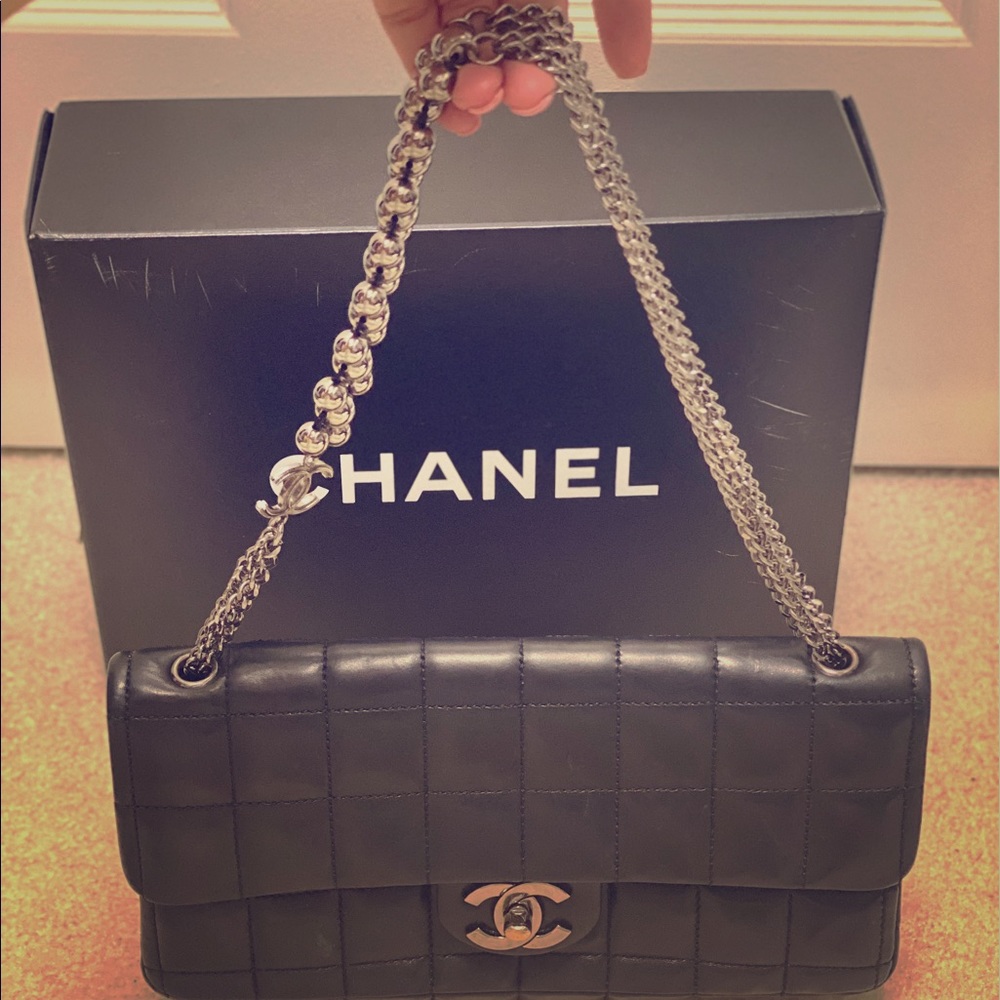 Chanel classic bag with flap
